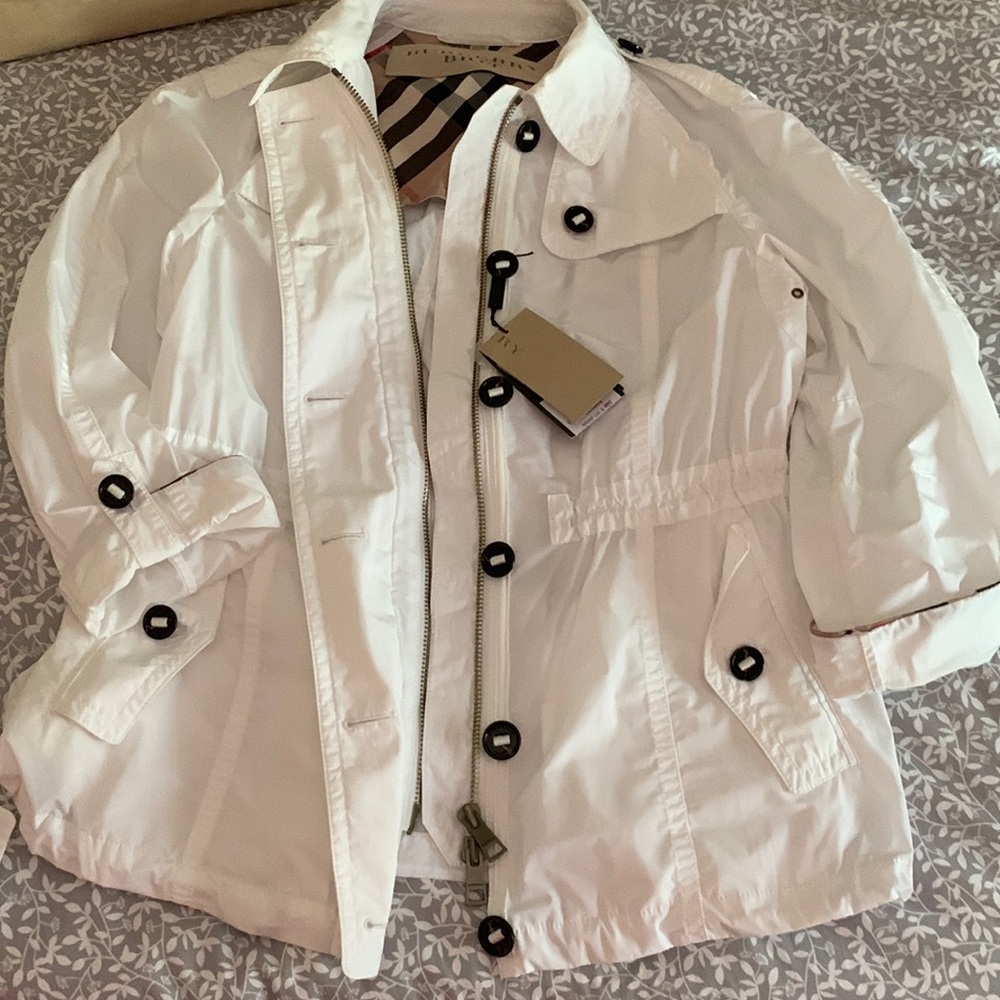 Burberry jacket, white ( never use)